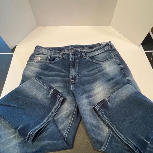Mixed batch of Buffalo jeans for men worn once/few times only. Great condition!! - Picture 8 of 16